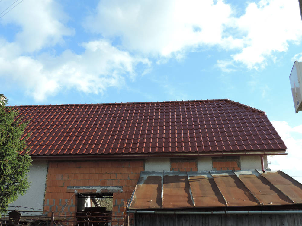 Keramická strešná krytina Röben monza plus gaštanová glazúra - realizácia strechy