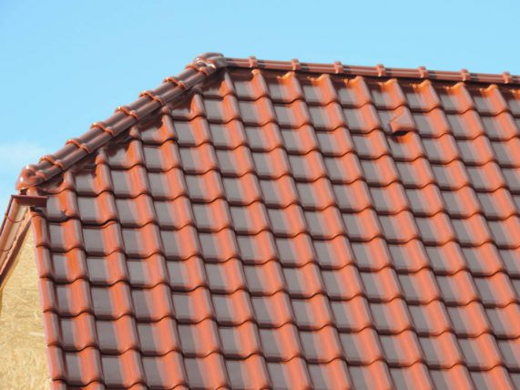 Keramická strešná krytina Röben monza plus gaštanová glazúra - realizácia strechy detail