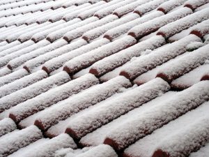 Kontrola strechy pred zimou – ako na to?